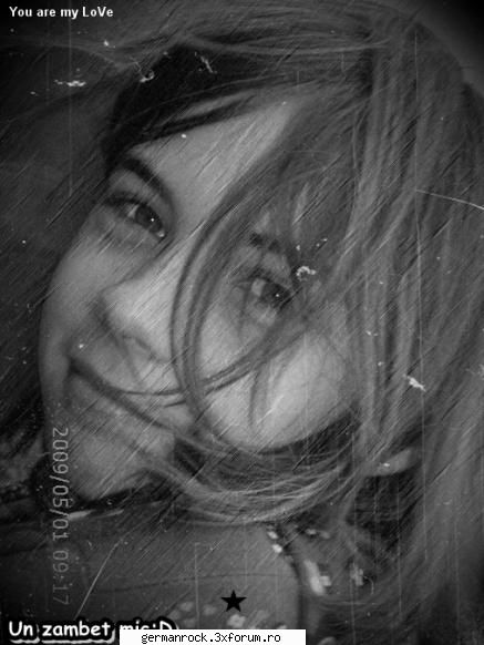 Cryss:d - eu...n'am poze...va dau hi5'u - Pictures With Us^^
