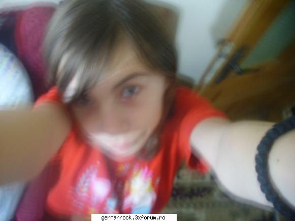 Cryss:d - vezi mah k eu mai pun si poze din knd in knd - Pictures With Us^^